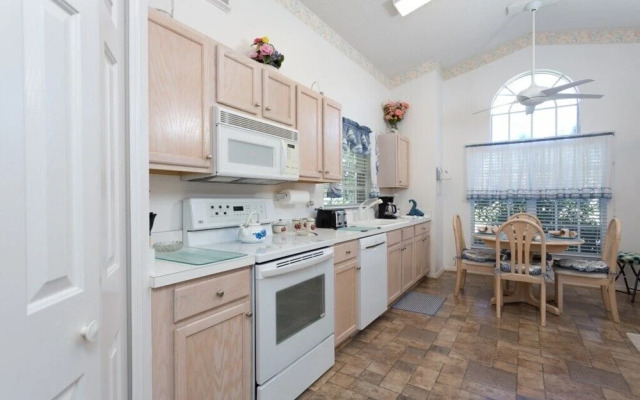 Country Creek Estate 123