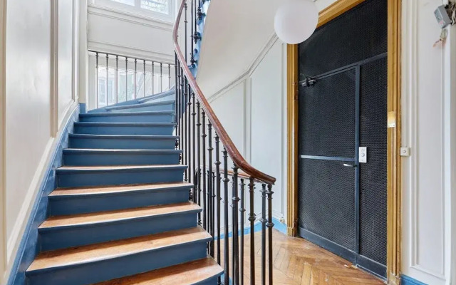 Exceptional 3 Bedrooms Apartment Heart of Paris
