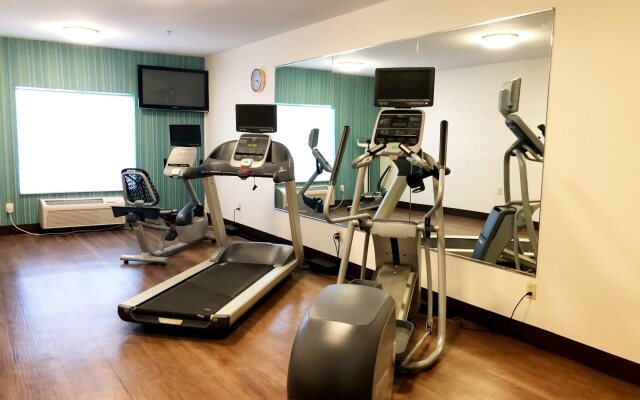 Holiday Inn Express Hotel & Suites Harrison by IHG