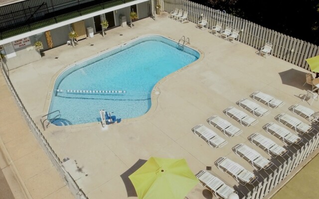Super 8 Stevensville