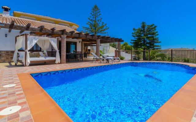 Casa Urdiales I Torrox by Ruralidays