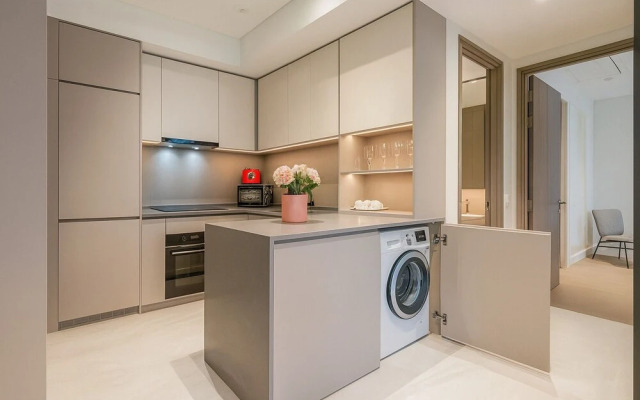 Metropole Urban Residence