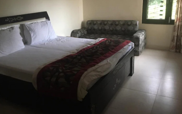 Blue Moon By Excellent Hospitality