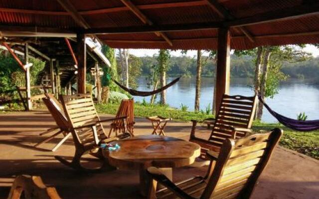 Montecristo River Lodge