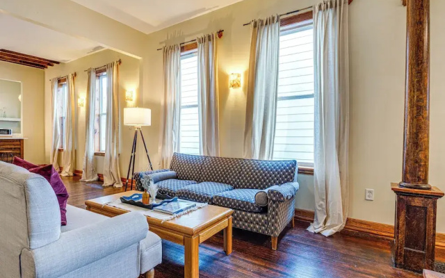 Cozy Indianapolis Vacation Rental w/ Micro Farm!