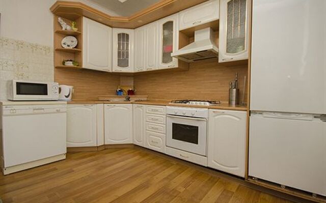 Apartments on Krasnom Ieropolis-2