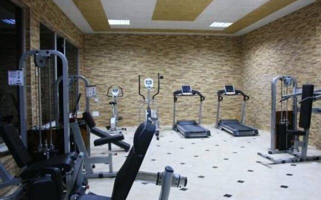 Deluxe Hotel and Spa