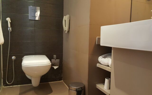 Royal Orchid Central, Vadodara