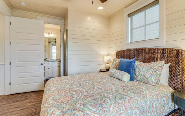 Seaside Shanty 125 SE