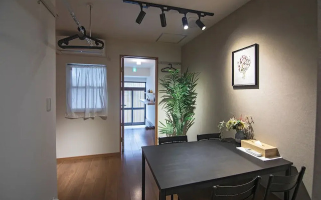 Hayashitera 2LDK 6ppl