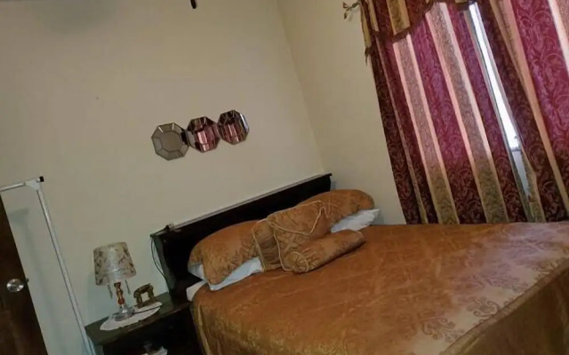 Yoli's Bed & Breakfast