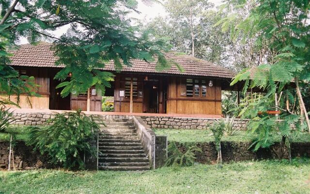 Periyar River lodge