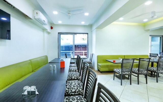 Fabhotel Shree Sai Residency