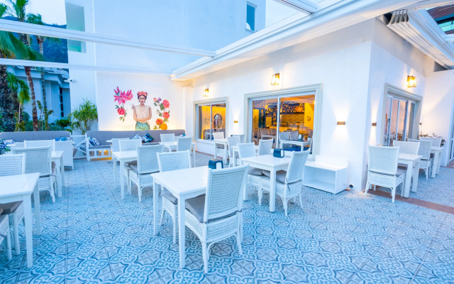 Casa Blanca Beach  - Adults Only