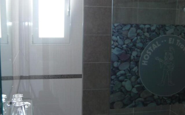 Hostal El Trovador