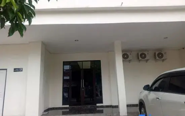 OYO 95103 Madiun Dkost Syariah