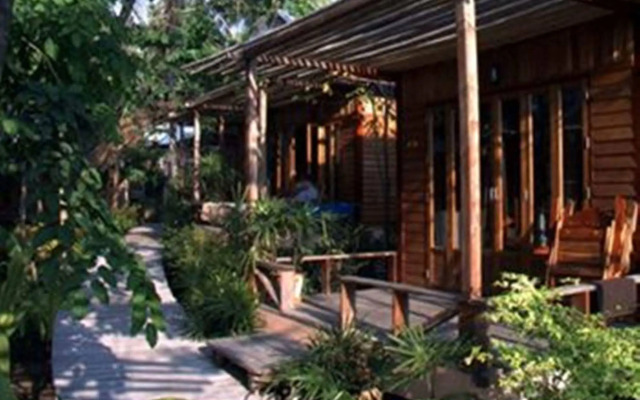 Sunset Cove Resort