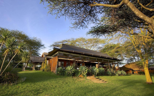 Elewana Lewa Safari Camp