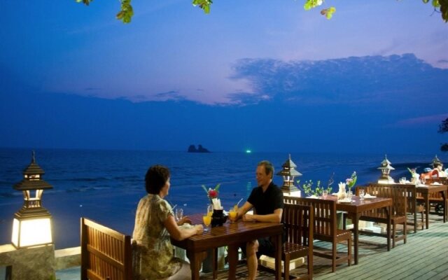 Mercure Rayong Lomtalay Villas N Resort