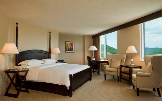 Sheraton Mahwah Hotel