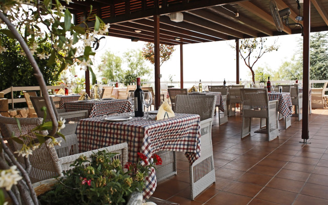 Asteris Hotel