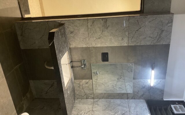 Hotel Govind Regency