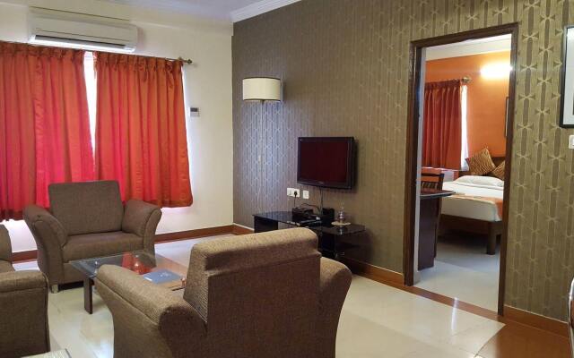 Maple Suites