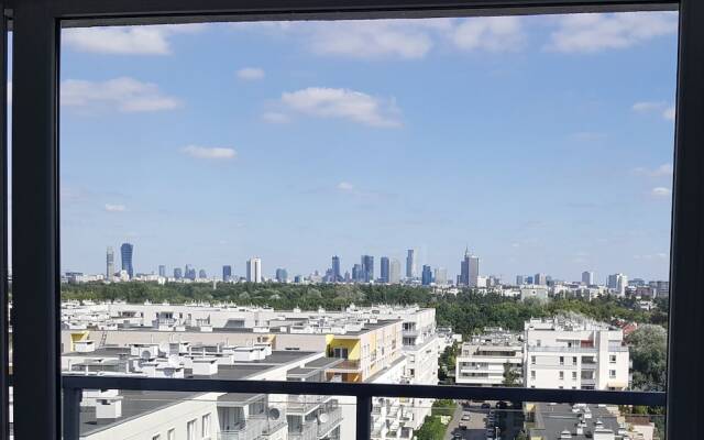 Walk distance to mokotow business park
