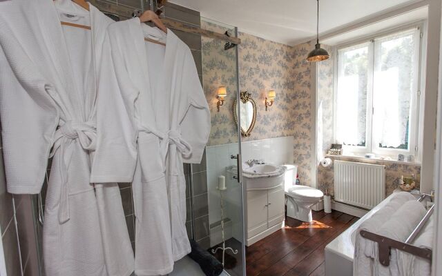 La Vieille Maison D'Aurin