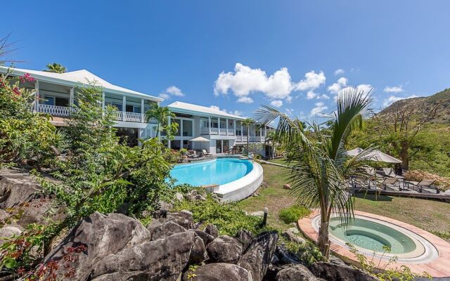 Caye Blanche Guest House