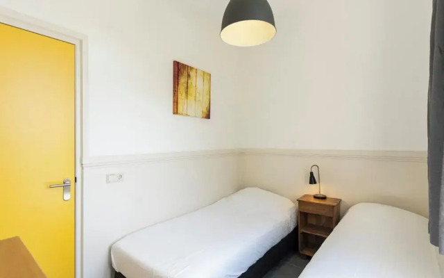 Pretty Holiday Home With Garden