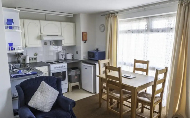 Shanklin Beach - Napier Apartment