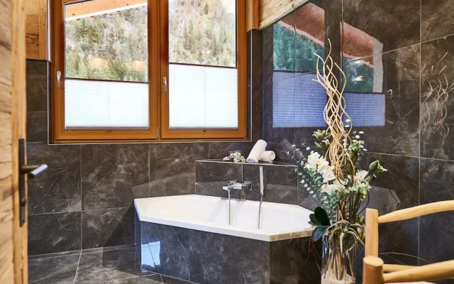 Chalet Lessner - Pure Design & Tranquility