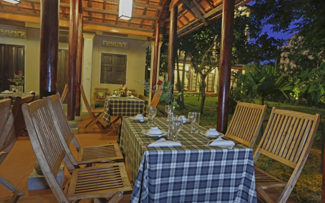 Tropical Garden Homestay Villa