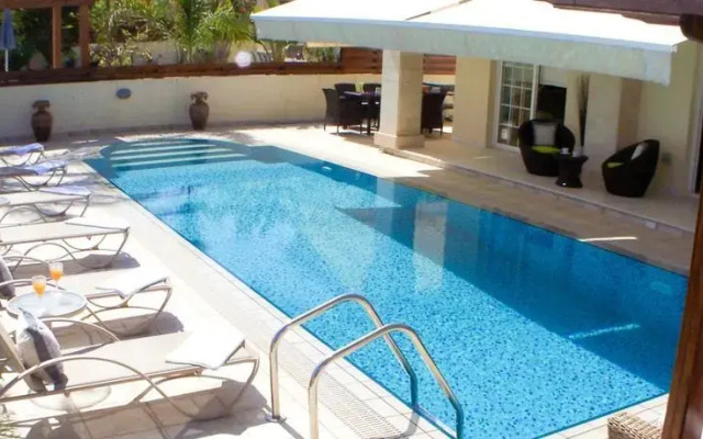 Oceanview Luxury Villa 033