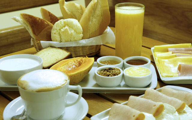 Motel Caricia (Только для взрослых)