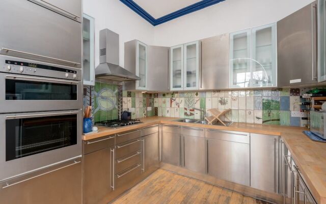 Lovely 2 Bedroom Apartment With Garden Close To Old Town