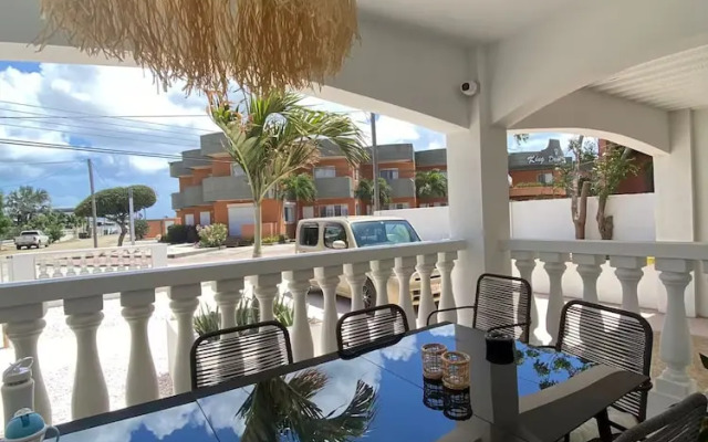 Palm Beach Vacaysuites - Palm Suite 100m2