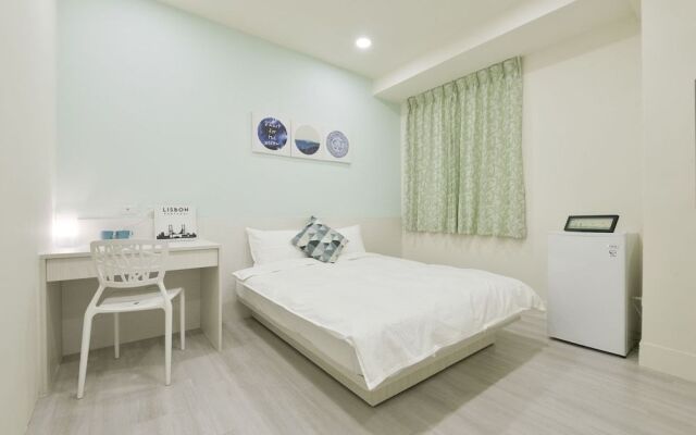Yizhong Staycay