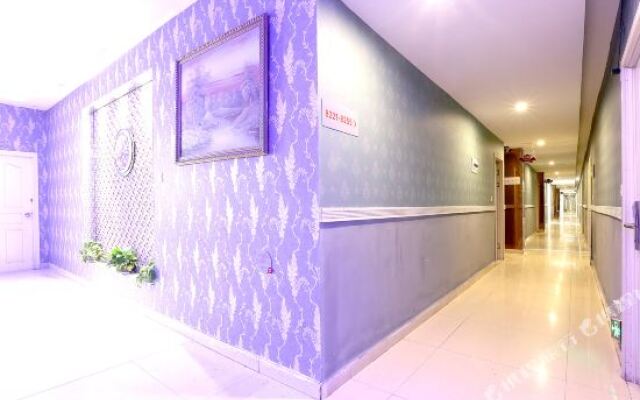 Nanchang Fengjing Business Hotel