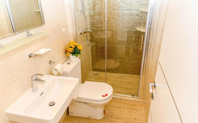 Suite by the beach
