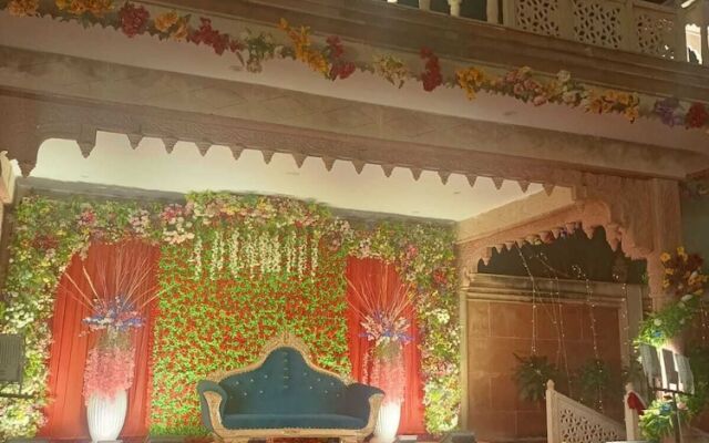 Hotel Rajwada Palace