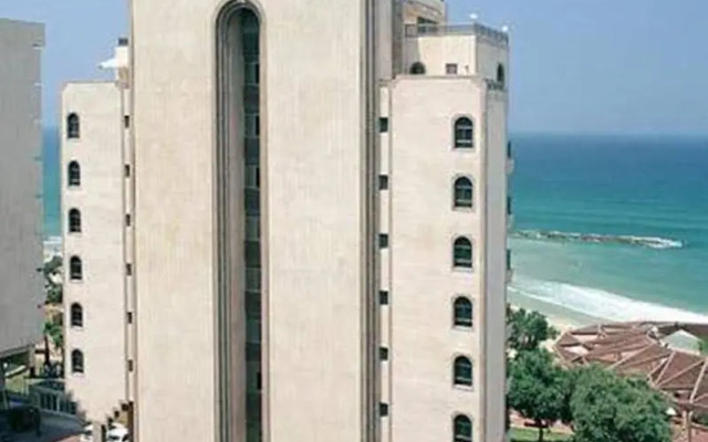 Residence Beach Hotel
