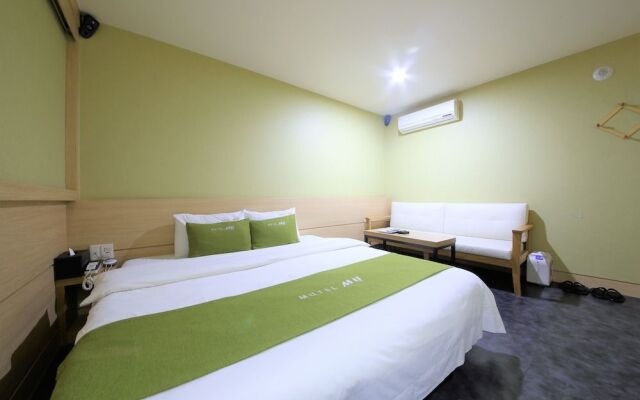 MU Plus Hotel in Yeonsan-dong Busan
