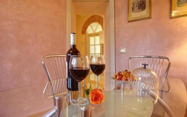 Romantic apartment in the heart of Florence