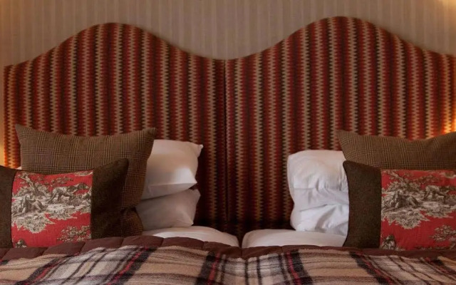 Burt's Hotel