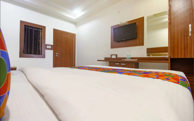 Fabhotel Taj Dream