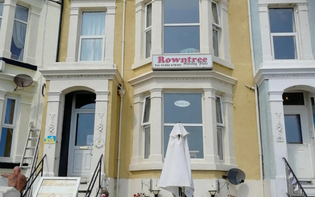Rowntree Holiday Flats
