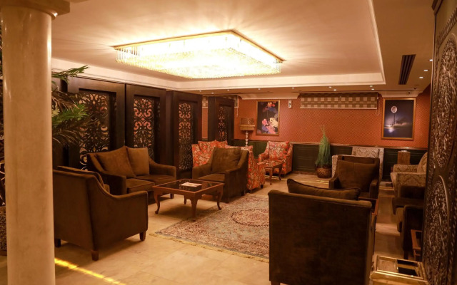 Strand Hotel