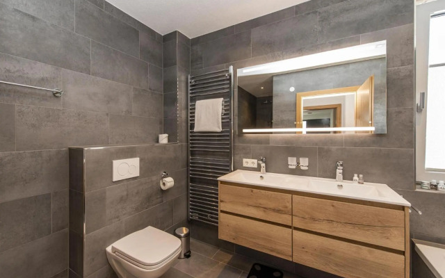 Chalet Vega - Arlberg Holiday Home